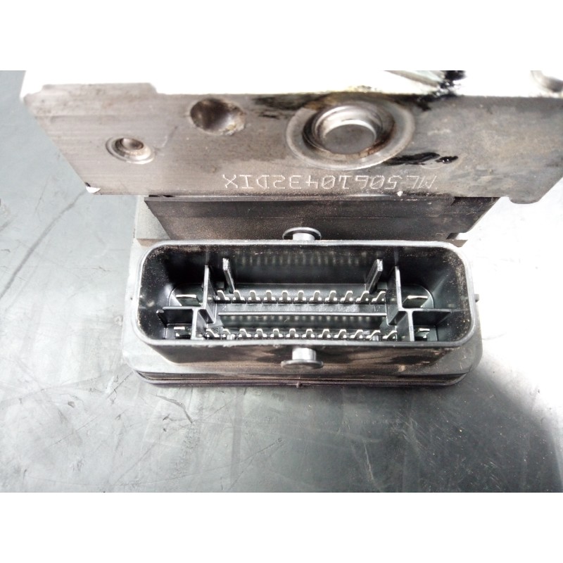 Recambio de abs para skoda spaceback (5h) active referencia OEM IAM 1S0614517L  P3-B8-24-1