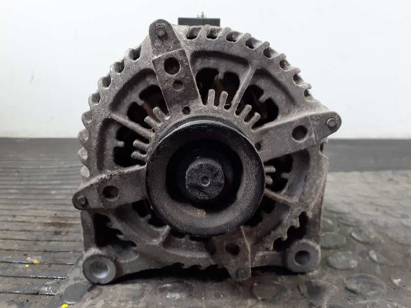 Recambio de alternador para mini mini (f56) john cooper works referencia OEM IAM 764013203 1042106121 P3-B6-4-3