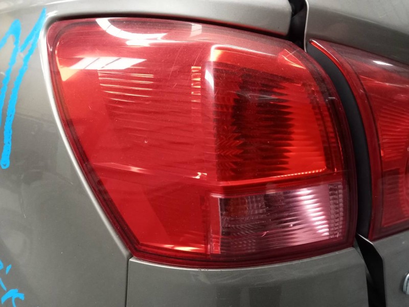 Recambio de piloto trasero izquierdo para nissan qashqai (j10) acenta referencia OEM IAM   