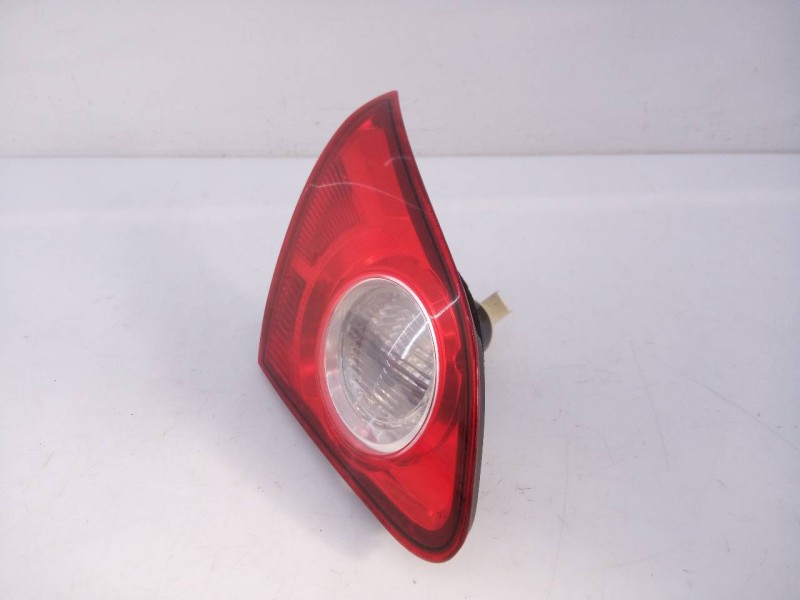 Recambio de piloto trasero izquierdo porton para nissan qashqai (j10) acenta referencia OEM IAM 89071063 26555JD800 E2-A4-39-2