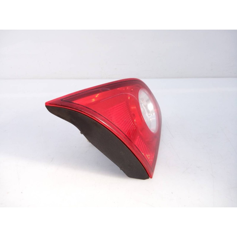 Recambio de piloto trasero izquierdo porton para nissan qashqai (j10) acenta referencia OEM IAM 89071063 26555JD800 E2-A4-39-2