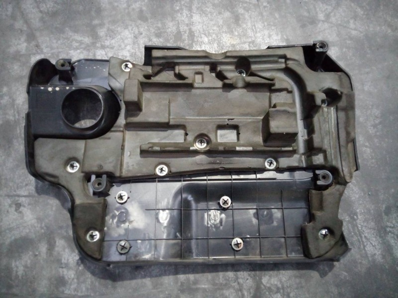 Recambio de tapa motor para jeep renegade longitude fwd referencia OEM IAM   