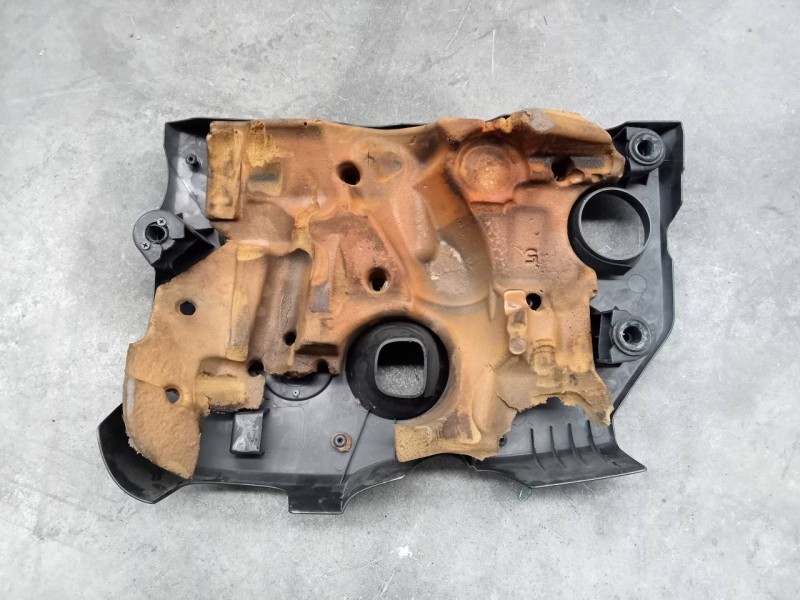 Recambio de tapa motor para nissan qashqai (j10) acenta referencia OEM IAM   