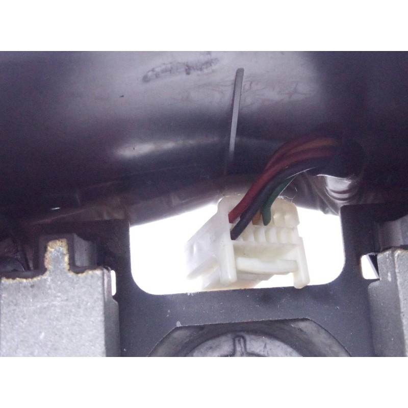 Recambio de volante para kia cee´d active referencia OEM IAM 1H190EQ  E2-B5-55-2