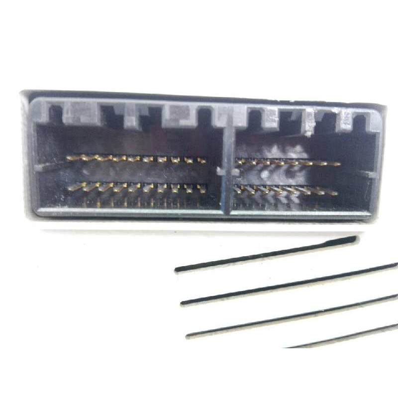 Recambio de cuadro instrumentos para kia carens (un) emotion referencia OEM IAM 940031D841 11000977200Q E3-A3-24-3