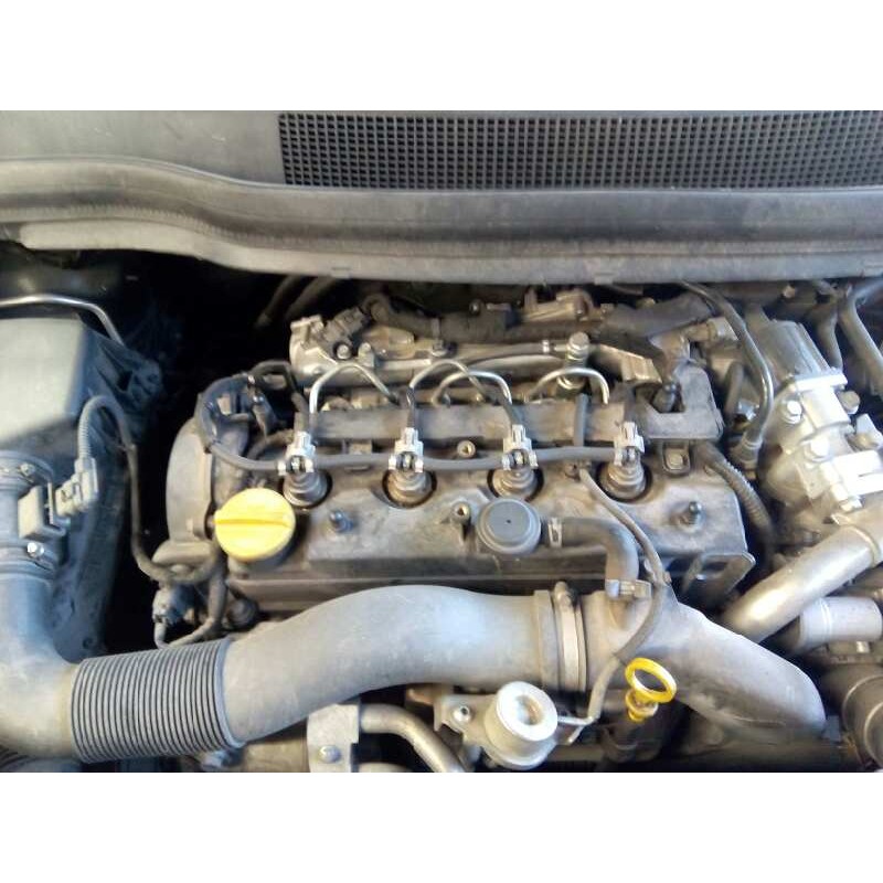 opel zafira b del año 2013