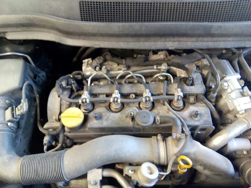 opel zafira b del año 2013