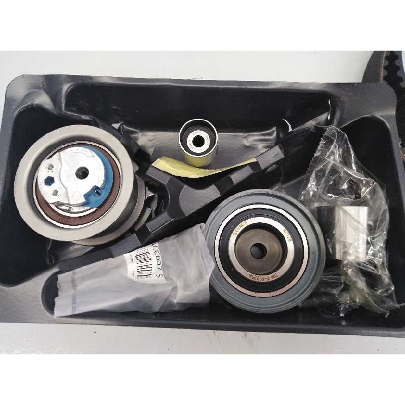 Recambio de kit distribucion para audi a3 (8p) 2.0 tdi referencia OEM IAM 0433KWW NUEVO T1-1-B5-3