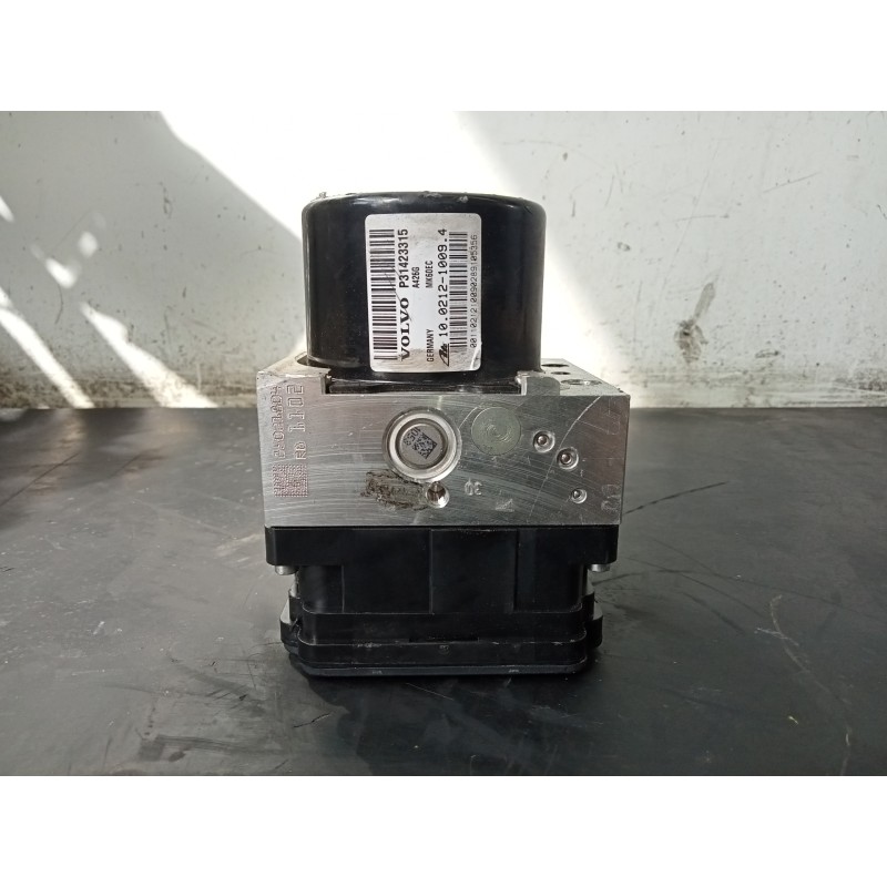 Recambio de abs para volvo v40 momentum referencia OEM IAM 4101895 P31423315 P3-A8-23-2