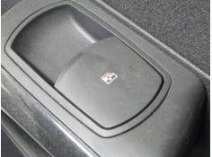 MANDO ELEVALUNAS DELANTERO DERECHO 