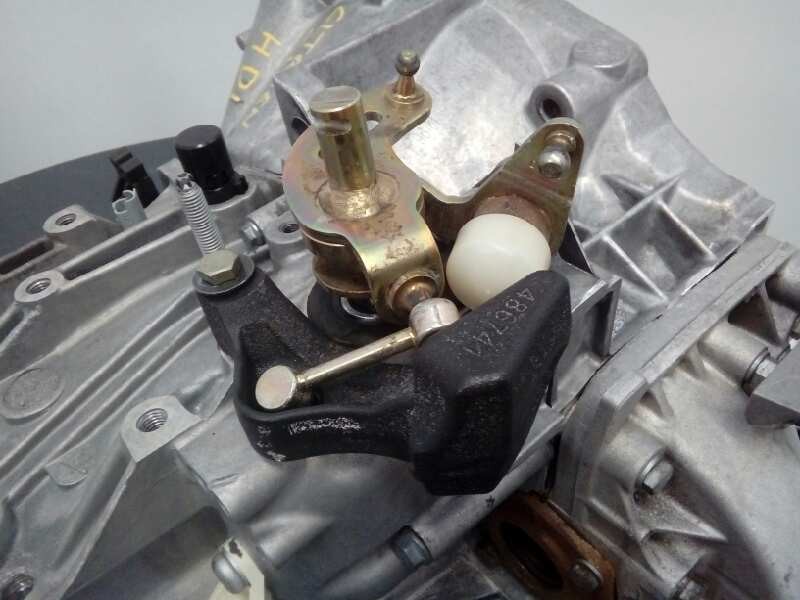 Recambio de caja cambios para citroën c4 berlina 2.0 16v cat (rfn / ew10j4) referencia OEM IAM 20MB01  M1-B2-82
