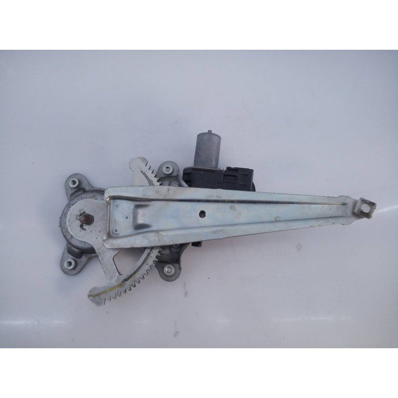 Recambio de elevalunas trasero izquierdo para toyota land cruiser (j15) referencia OEM IAM 8571060340  E2-B4-50-1