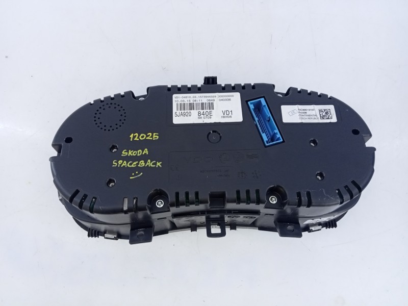 Recambio de cuadro instrumentos para skoda spaceback (5h) active referencia OEM IAM 5JA920840E  E2-A1-37-1