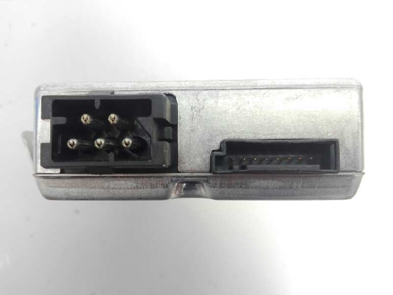 Recambio de modulo electronico para bmw serie 5 berlina (e60) 520i referencia OEM IAM 61356957762 DDR5A24I09 E3-A2-25-3