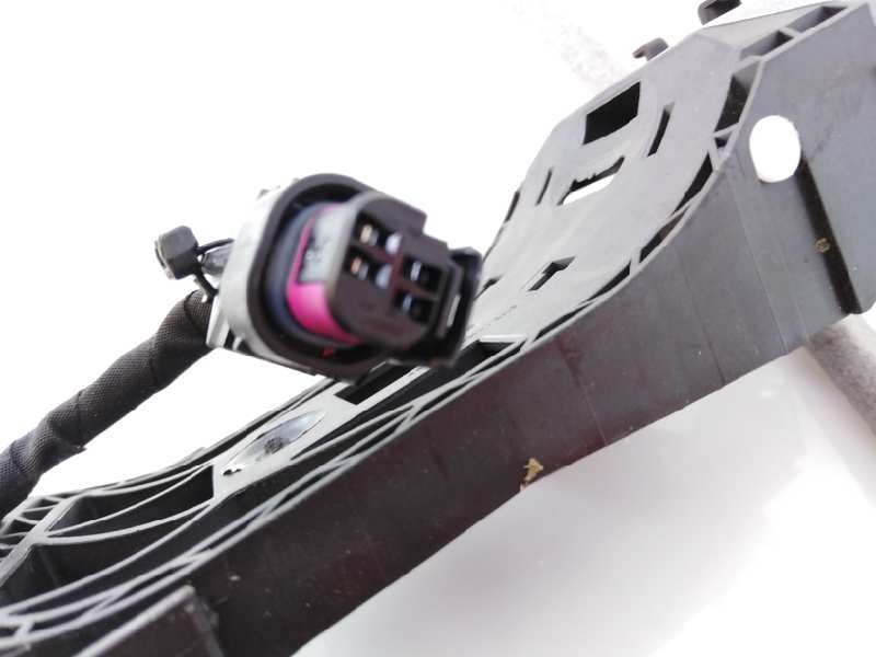 Recambio de cerradura puerta delantera izquierda para seat arona xcellence referencia OEM IAM 5TB837015C 6F1971218 E1-B6-20-1