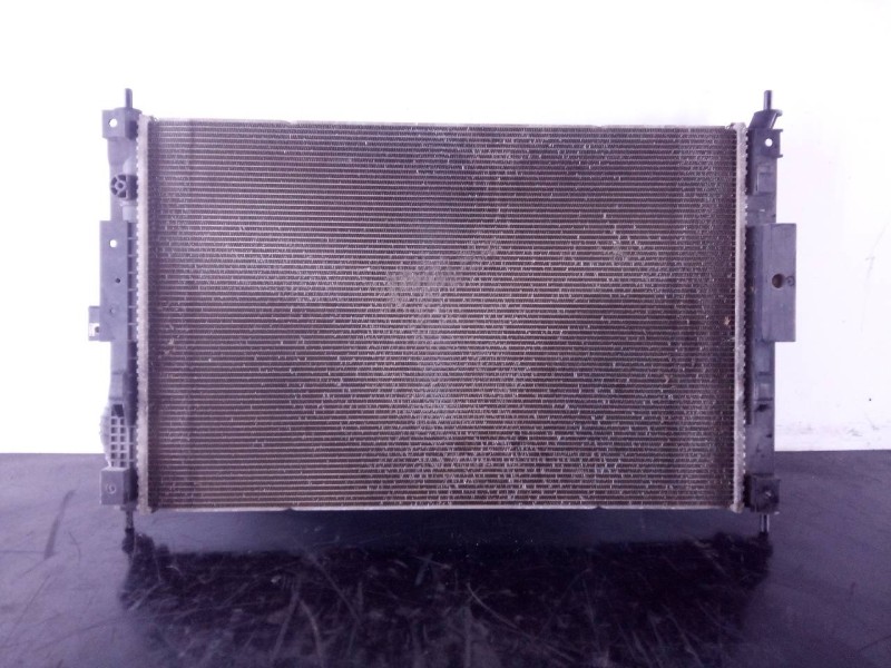 Recambio de radiador agua para peugeot 3008 suv referencia OEM IAM 9675747980 1700227065 P2-A6-8