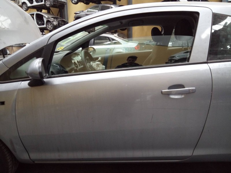 Recambio de puerta delantera izquierda para opel corsa d cosmo referencia OEM IAM   