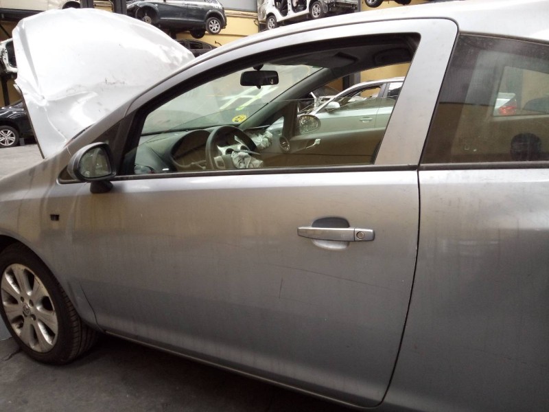 Recambio de puerta delantera izquierda para opel corsa d cosmo referencia OEM IAM   