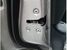 CERRADURA PUERTA TRASERA IZQUIERDA 