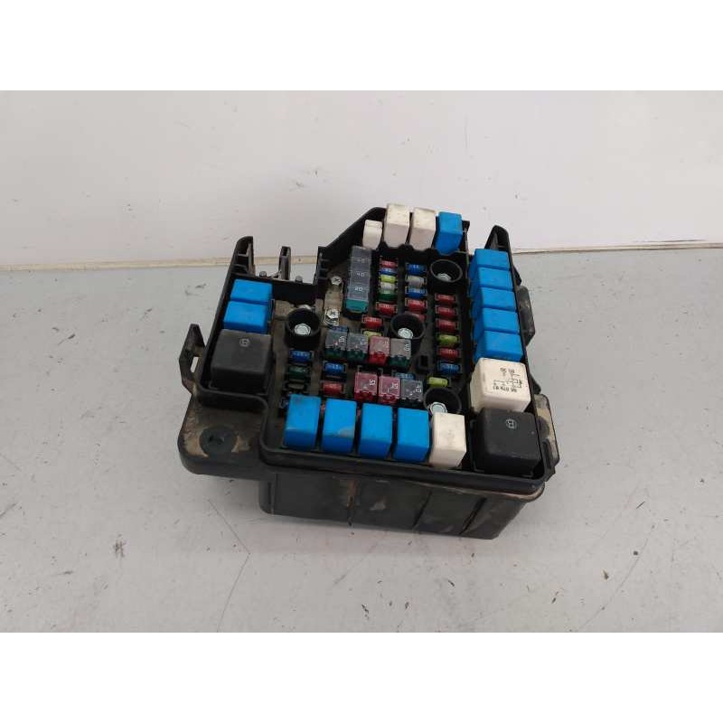 Recambio de caja reles / fusibles para hyundai santa fe (bm) 2.2 crdi style 4x4 referencia OEM IAM 919502B100  E3-A3-43-2