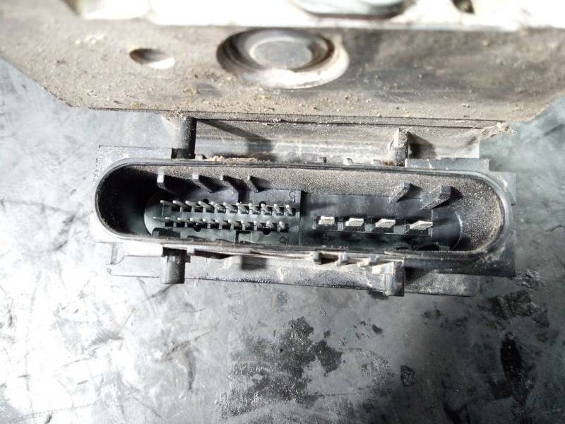 Recambio de abs para dacia sandero laureate referencia OEM IAM 476604621R 0265232718 P3-B9-12-1