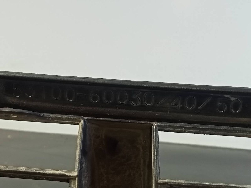 Recambio de rejilla delantera para toyota land cruiser (j9) referencia OEM IAM 5310060030  P2-A2-18