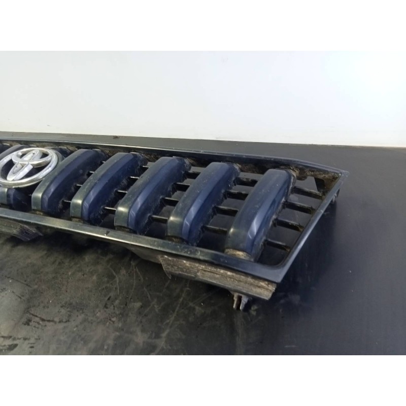 Recambio de rejilla delantera para toyota land cruiser (j9) referencia OEM IAM 5310060030  P2-A2-18