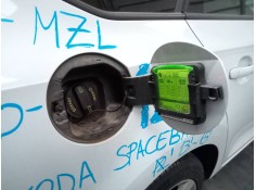 Recambio de tapa exterior combustible para skoda spaceback (5h) active referencia OEM IAM    2