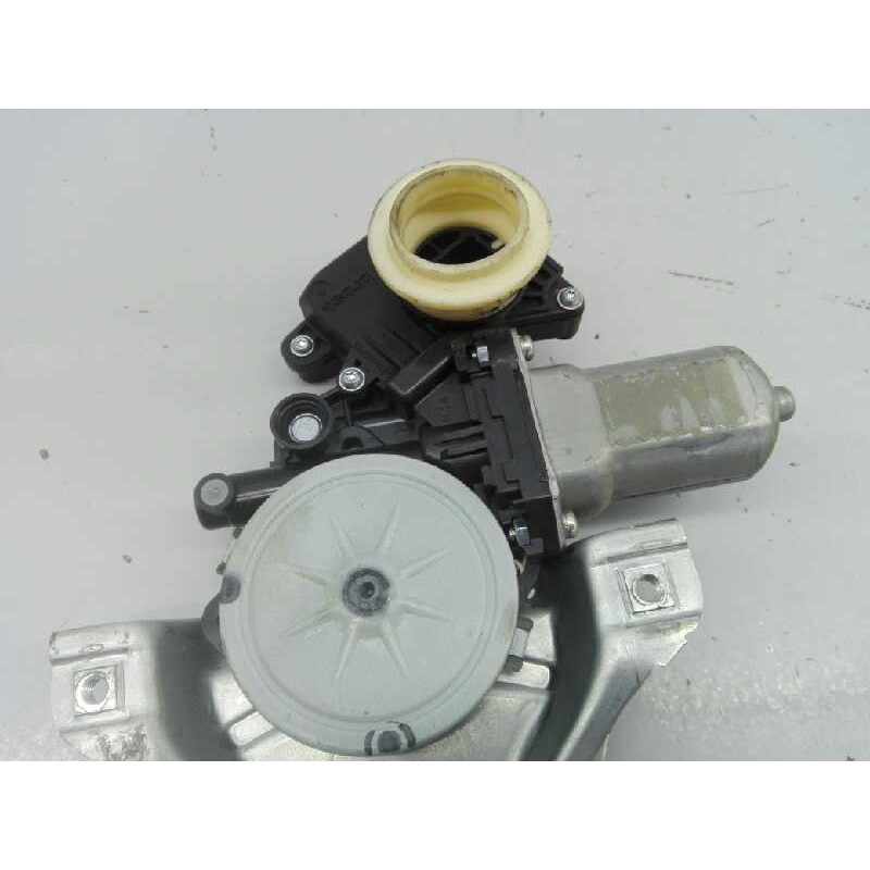 Recambio de elevalunas delantero derecho para toyota auris live referencia OEM IAM 8570102010 AV2621004351 E2-B4-23-1