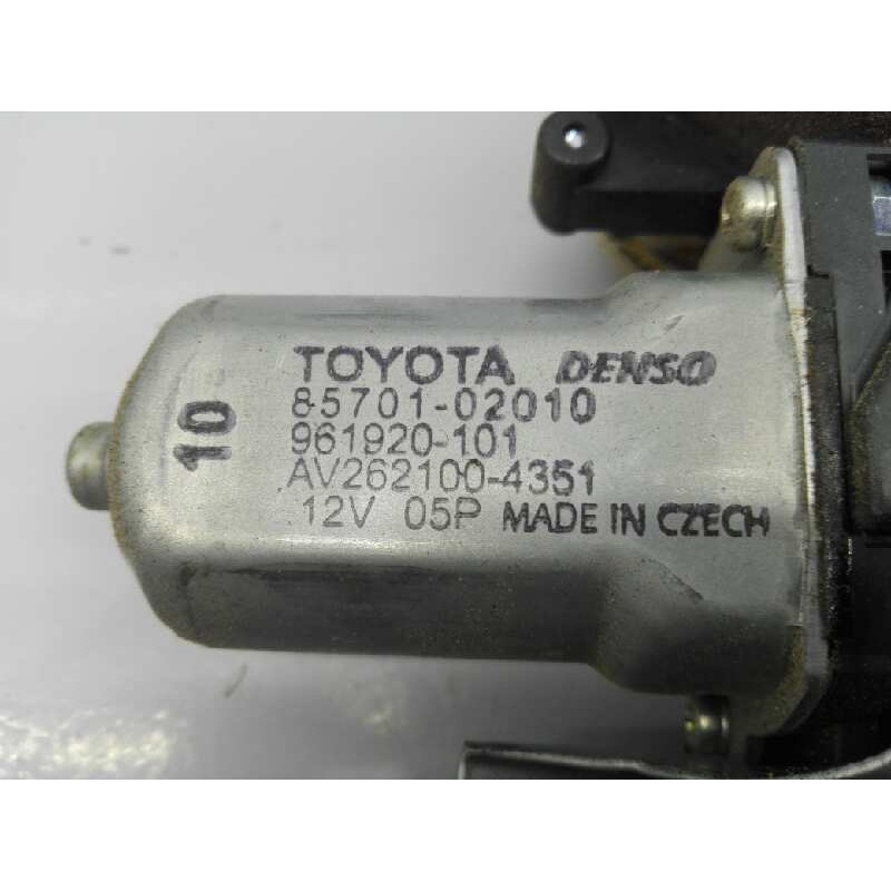 Recambio de elevalunas delantero derecho para toyota auris live referencia OEM IAM 8570102010 AV2621004351 E2-B4-23-1
