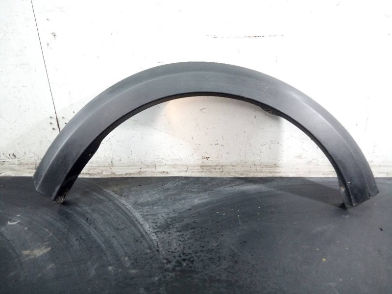 Recambio de aletin delantero derecho para dacia sandero laureate referencia OEM IAM 6387469I8R  P2-B3-38