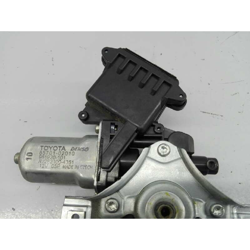 Recambio de elevalunas delantero derecho para toyota auris live referencia OEM IAM 8570102010 AV2621004351 E2-B4-23-1