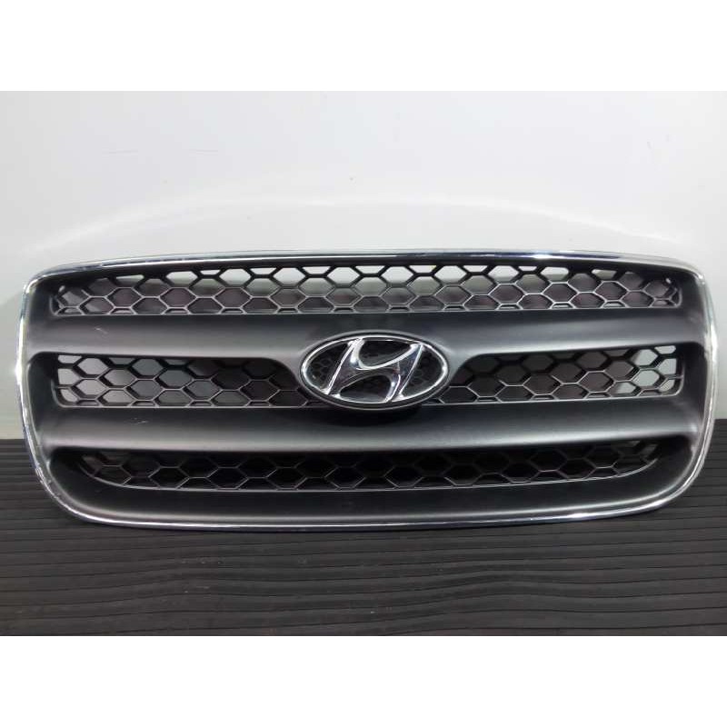 Recambio de rejilla delantera para hyundai santa fe (bm) 2.2 crdi style 4x4 referencia OEM IAM   P2-A2-32