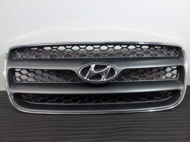 Recambio de rejilla delantera para hyundai santa fe (bm) 2.2 crdi style 4x4 referencia OEM IAM   P2-A2-32