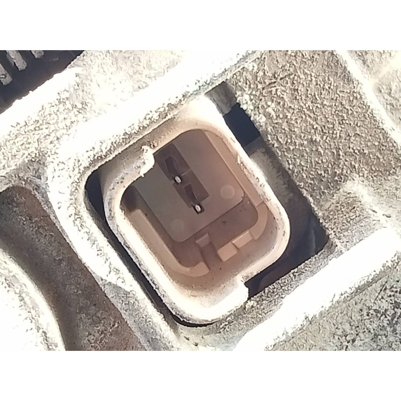 Recambio de alternador para dacia sandero laureate referencia OEM IAM 231002582R  P3-B6-12-1