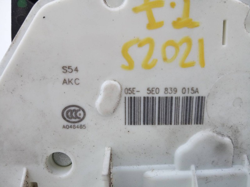 Recambio de cerradura puerta trasera izquierda para skoda spaceback (5h) active referencia OEM IAM 5E0839015A  E1-A5-47-1