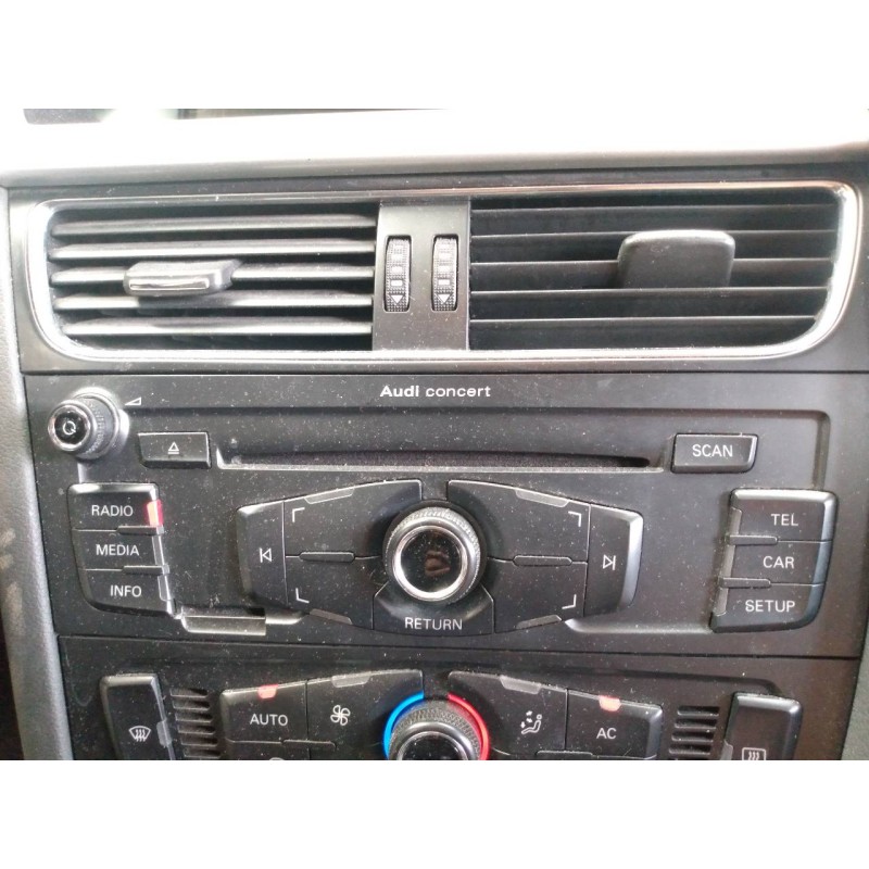 Recambio de sistema audio / radio cd para audi a4 ber. (b8) básico referencia OEM IAM   