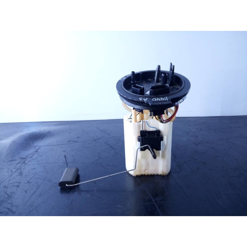 Recambio de aforador para audi a3 sedán (8vm) sport edition referencia OEM IAM 5Q0919050AD A2C94146500 P3-A6-23-3