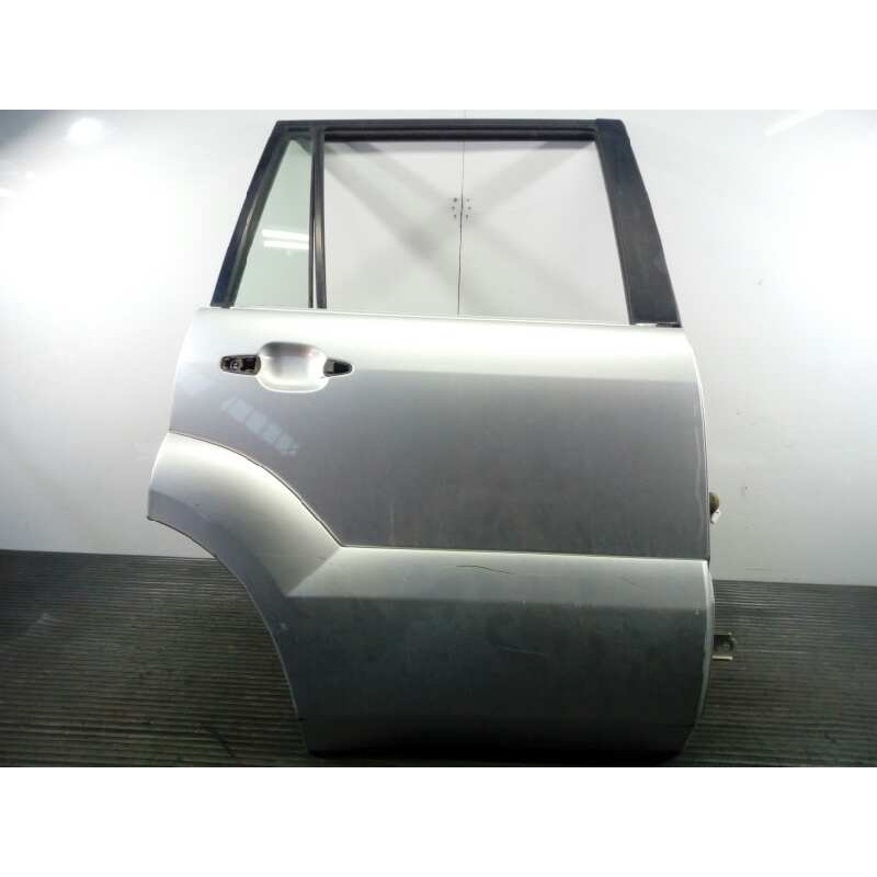 Recambio de puerta trasera derecha para toyota land cruiser (j12) 3.0 d4-d vx referencia OEM IAM   