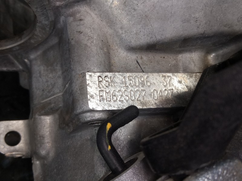 Recambio de caja cambios para audi a3 sedán (8vm) sport edition referencia OEM IAM RSK  M1-A1-136