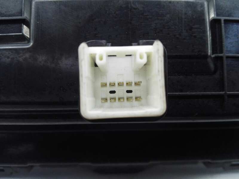 Recambio de mando climatizador para toyota auris live referencia OEM IAM 90092321A F087R000S7B E2-B2-8-2