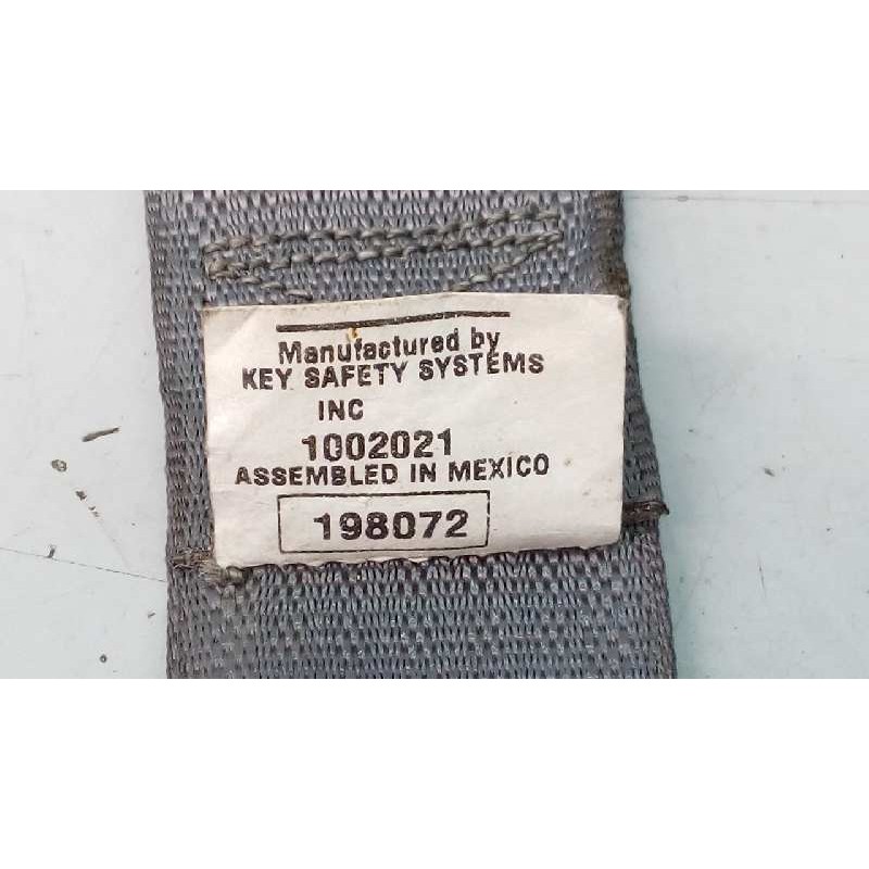 Recambio de cinturon seguridad trasero derecho para jeep gr. cherokee (wh) 3.0 crd limited referencia OEM IAM P1CL92ZJ8AD TVHT51