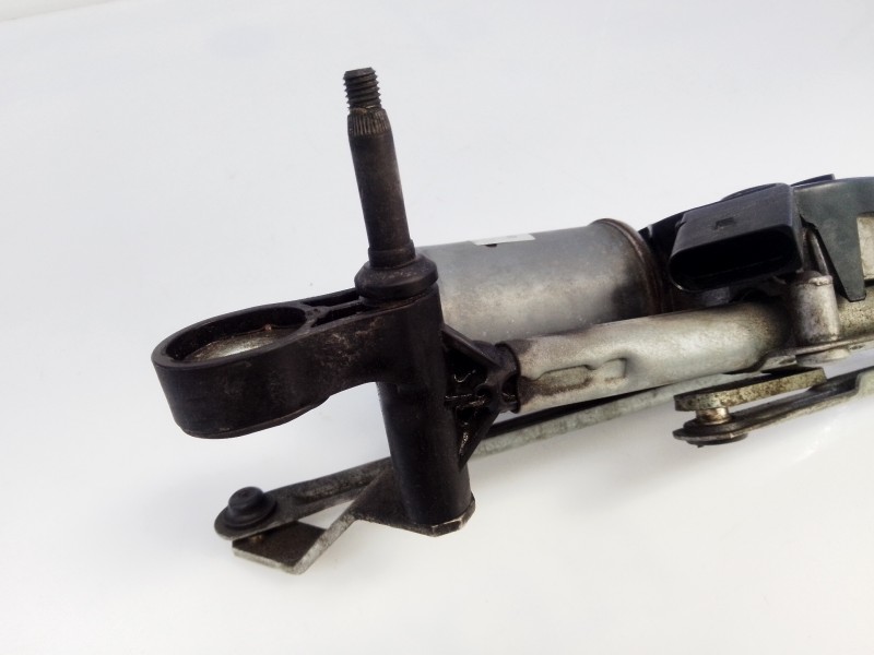 Recambio de motor limpia delantero para opel corsa d cosmo referencia OEM IAM 13182340  E2-B6-30-2