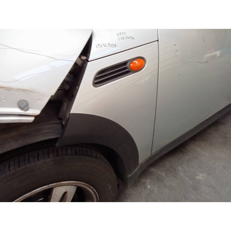 Recambio de aleta delantera izquierda para bmw mini (r50,r53) cooper referencia OEM IAM   