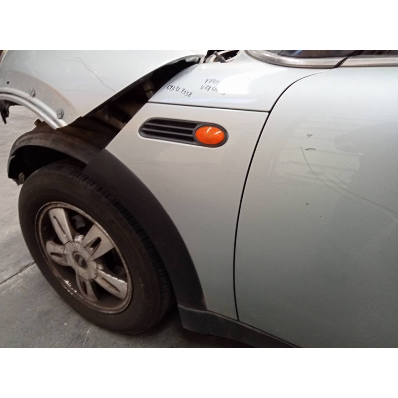 Recambio de aleta delantera izquierda para bmw mini (r50,r53) cooper referencia OEM IAM   