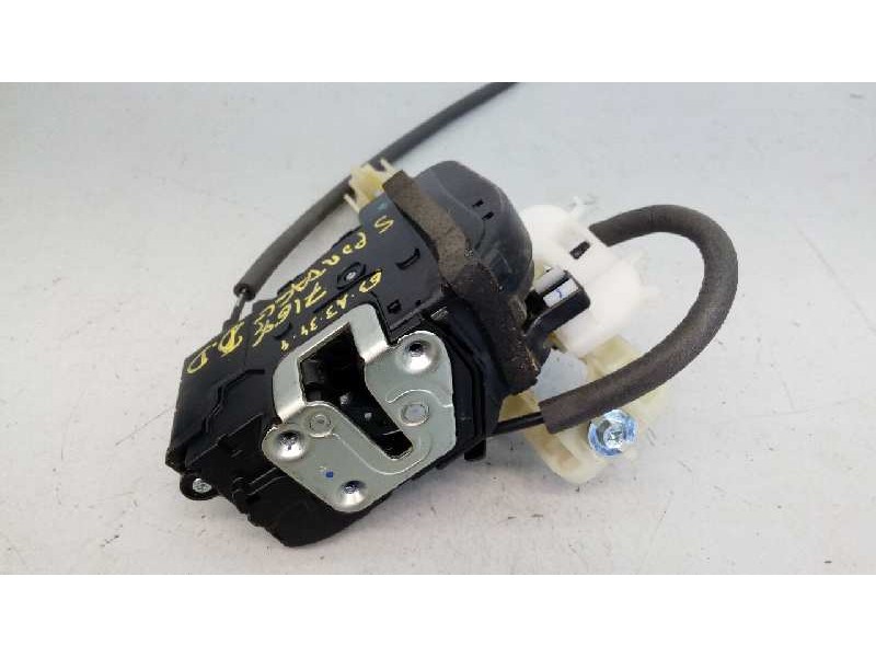 Recambio de cerradura puerta delantera derecha para kia sportage drive 4x2 referencia OEM IAM 813203U010  E3-A3-34-4