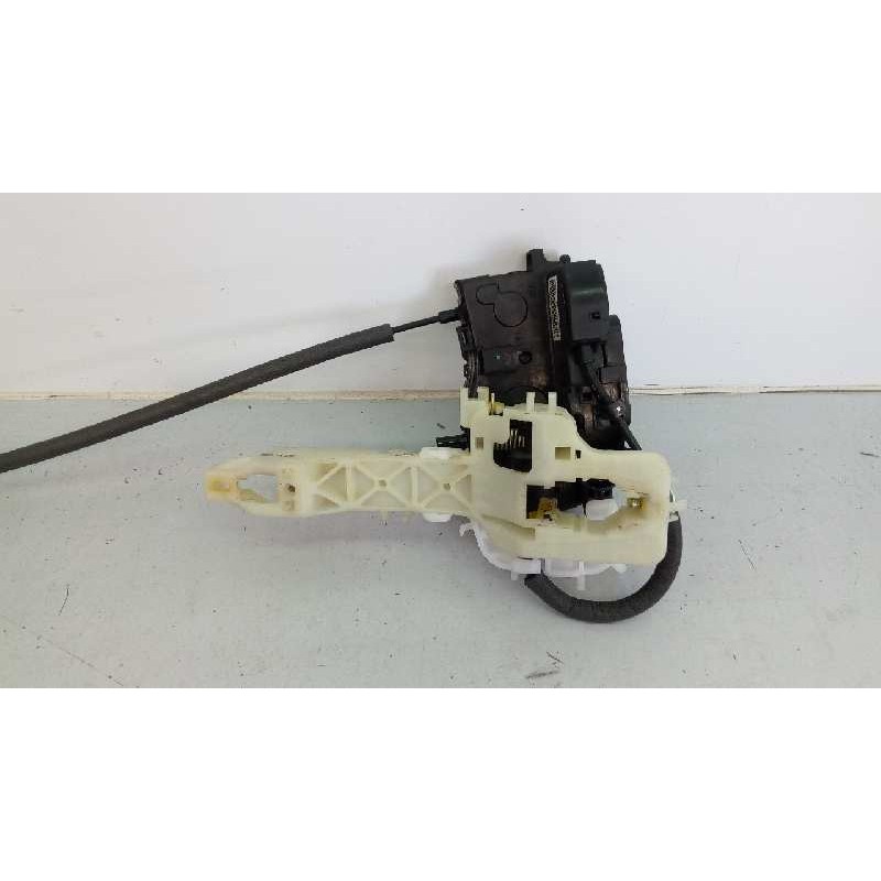 Recambio de cerradura puerta delantera derecha para kia sportage drive 4x2 referencia OEM IAM 813203U010  E3-A3-34-4