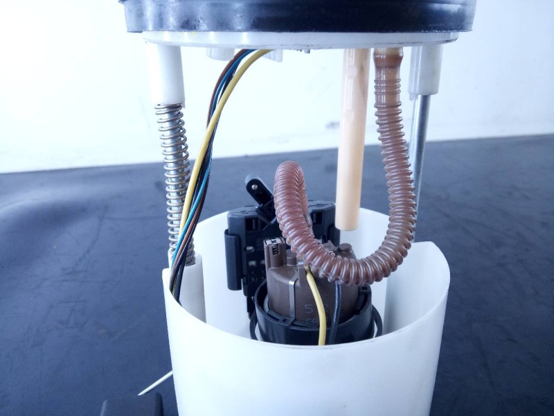 Recambio de aforador para volkswagen polo (6c1) comfortline referencia OEM IAM 6R0919051M  P3-A6-8-5