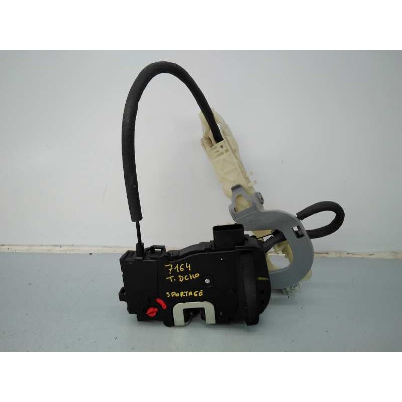 Recambio de cerradura puerta trasera derecha para kia sportage drive 4x2 referencia OEM IAM 814203U000  E2-B5-45-1