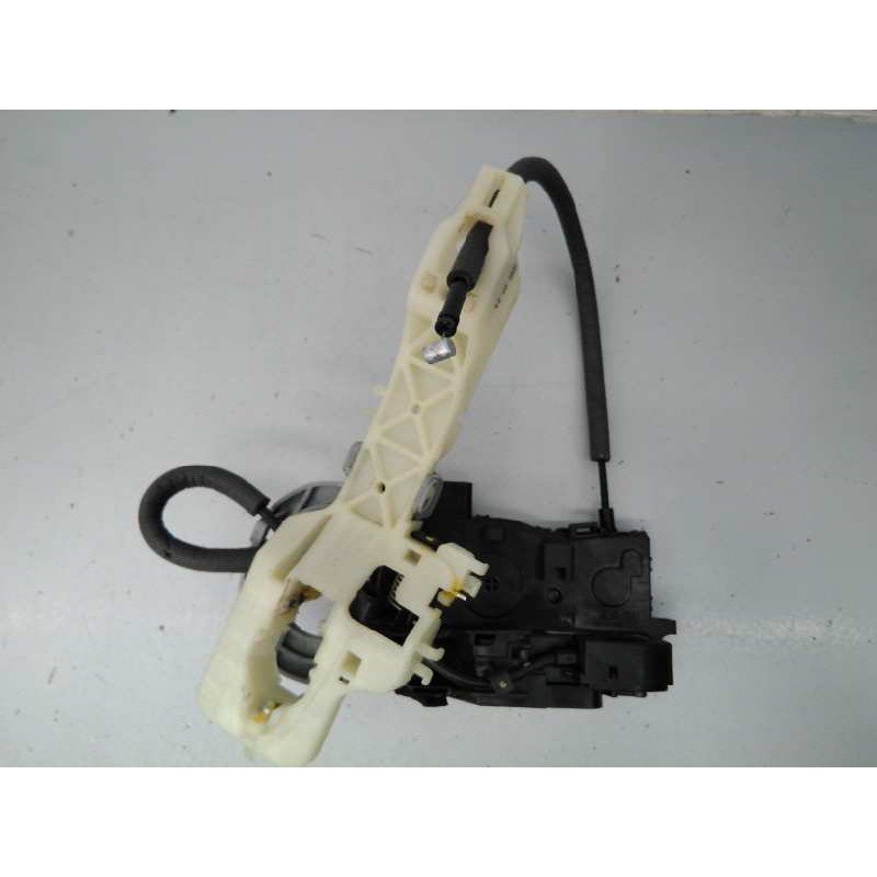 Recambio de cerradura puerta trasera derecha para kia sportage drive 4x2 referencia OEM IAM 814203U000  E2-B5-45-1